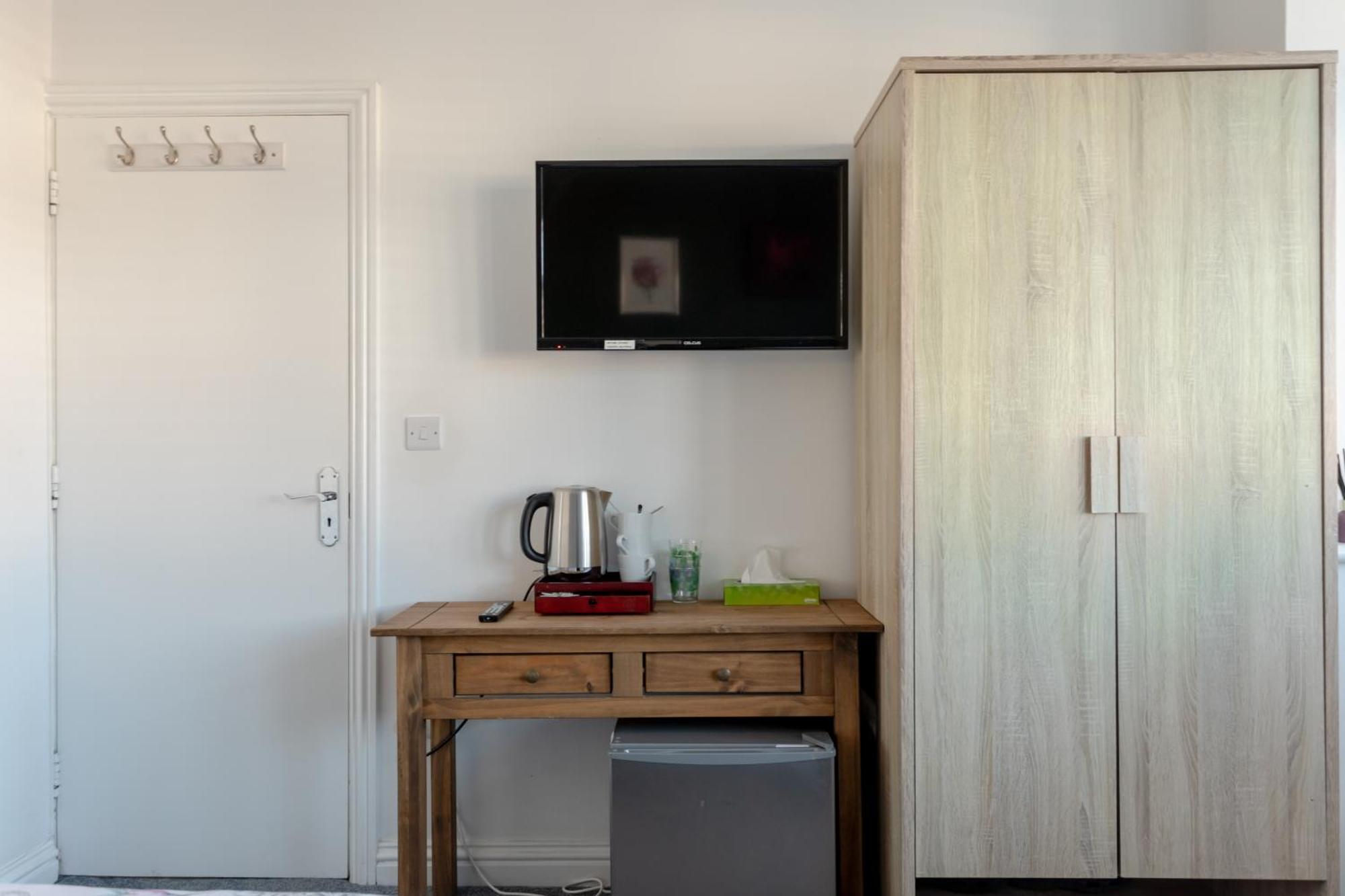 Apple House Wembley Guest house *